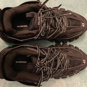 Balenciaga Tracks